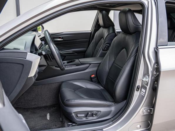 Toyota Avalon V с пробегом 2022 года, цена 3 390 000 рублей, 41515 км, седан, Автокод Объявления