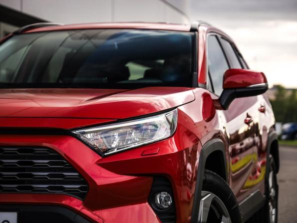 Toyota RAV4 V (XA50) с пробегом 2021 года, цена 3 199 000 рублей, 57629 км, внедорожник, Автокод Объявления