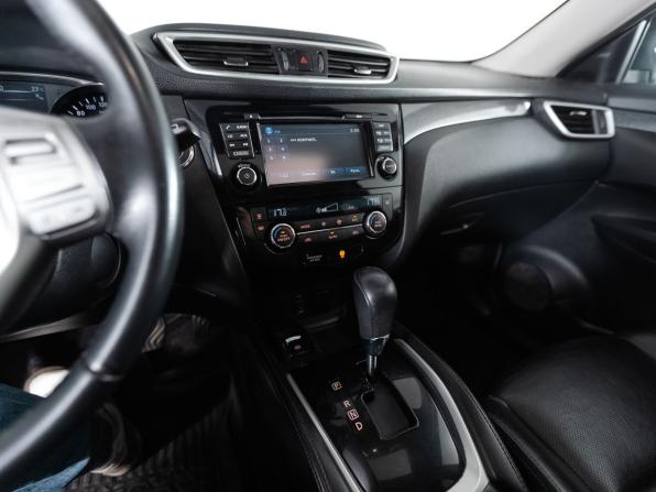 Nissan X-Trail III с пробегом 2017 года, цена 1 400 000 рублей, 298664 км, внедорожник, Автокод Объявления