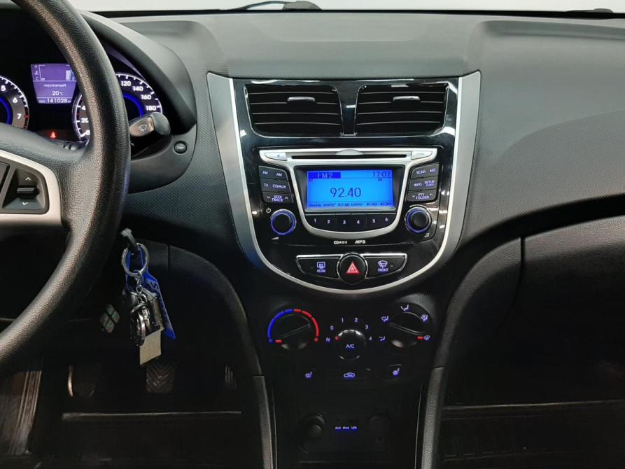 Hyundai Solaris I Москва  - изображение 15