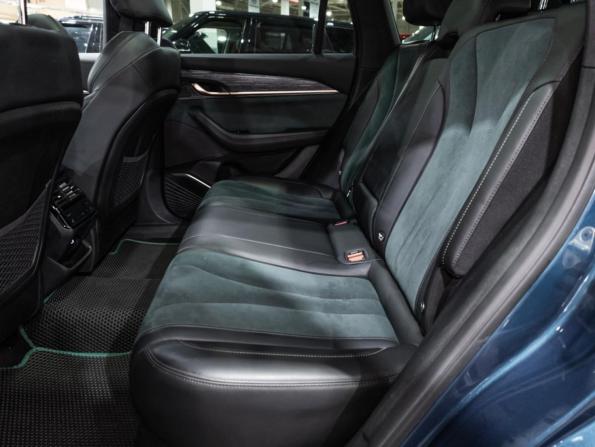 Geely Monjaro I с пробегом 2023 года, цена 3 299 700 рублей, 35088 км, внедорожник, Автокод Объявления