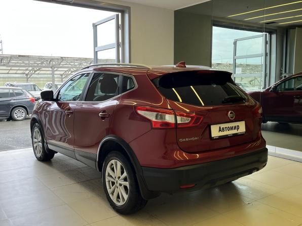 Nissan Qashqai II с пробегом 2017 года, цена 1 800 000 рублей, 97260 км, внедорожник, Автокод Объявления