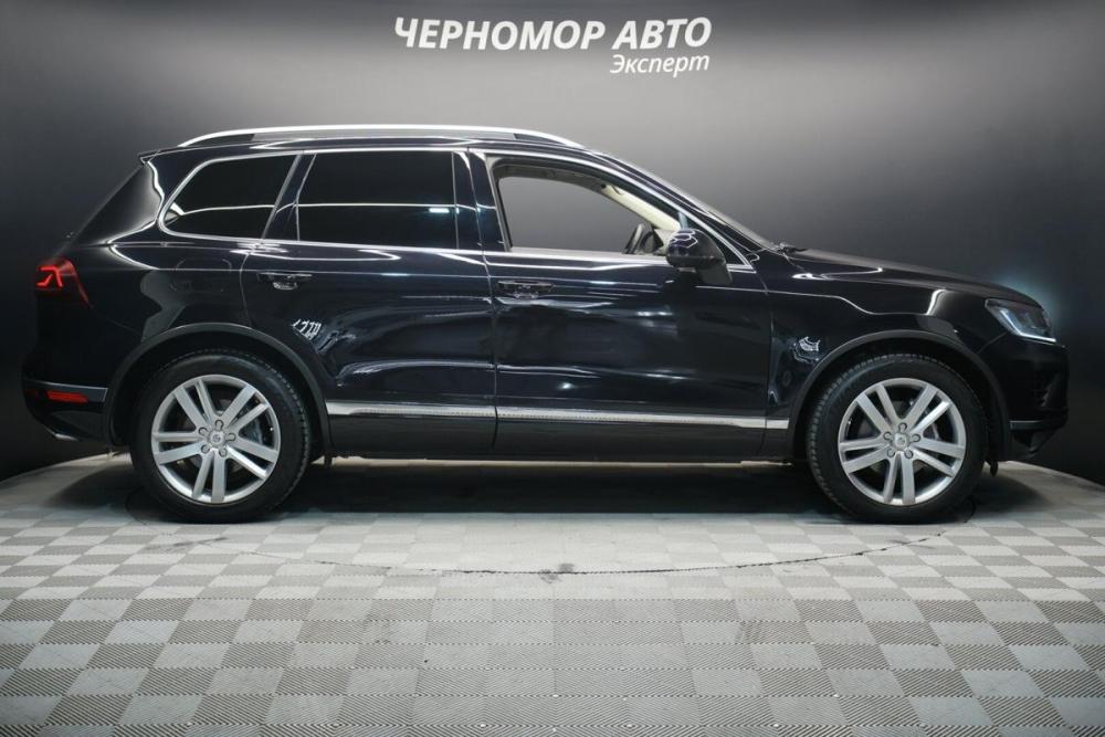 Volkswagen Touareg II Рестайлинг Крым  - изображение 6