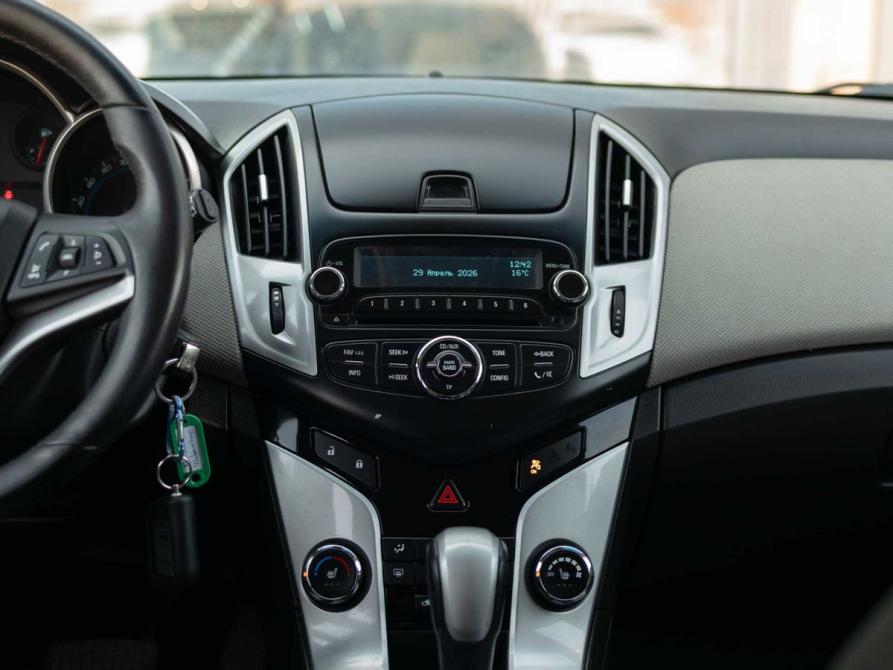 Chevrolet Cruze I Рестайлинг Новосибирск  - изображение 14
