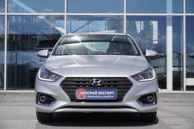 Hyundai Solaris II с пробегом 2019 года, цена 1 313 000 рублей, 168350 км, седан, Автокод Объявления