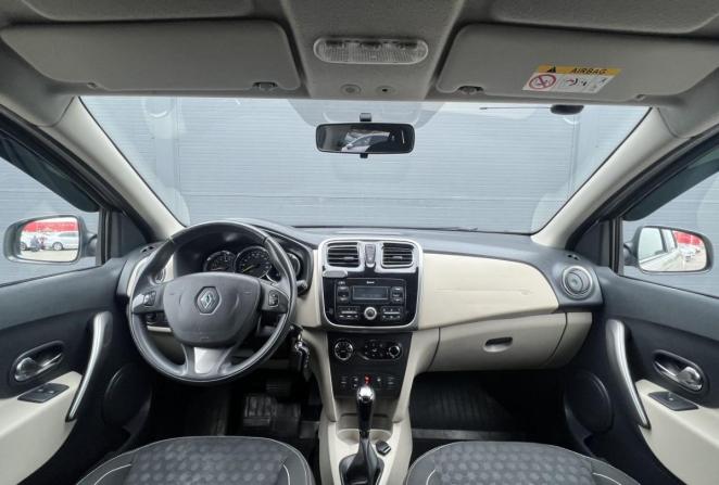 Renault Logan II с пробегом 2017 года, цена 895 000 рублей, 53018 км, седан, Автокод Объявления