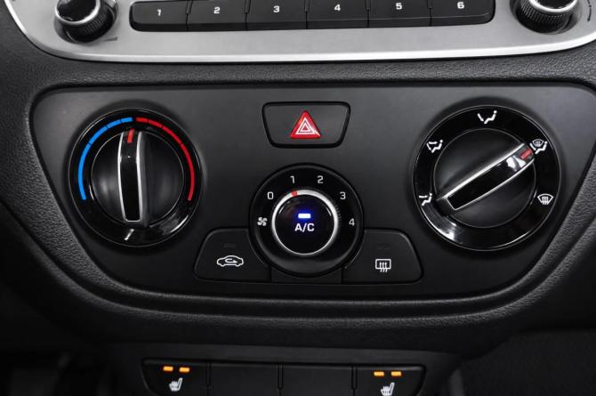 Hyundai Solaris II Рестайлинг с пробегом 2021 года, цена 1 440 000 рублей, 130282 км, седан, Автокод Объявления