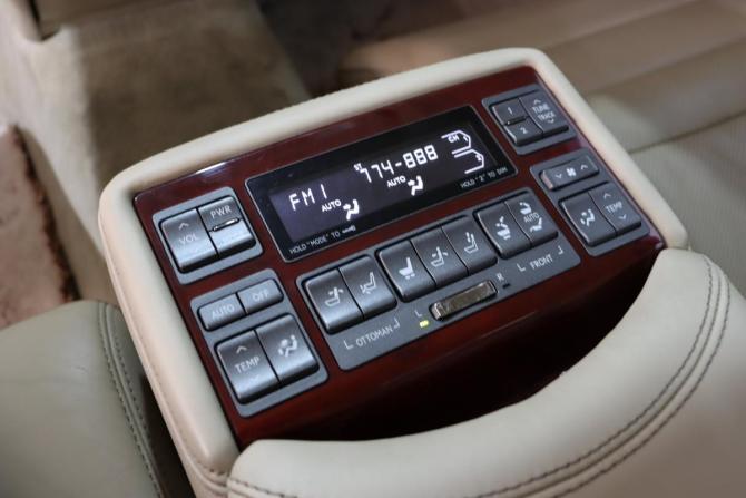 Lexus LS IV Рестайлинг с пробегом 2010 года, цена 1 700 000 рублей, 229300 км, седан, Автокод Объявления