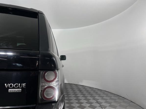 Land Rover Range Rover III Рестайлинг 2 с пробегом 2011 года, цена 1 349 000 рублей, 315000 км, внедорожник, Автокод Объявления
