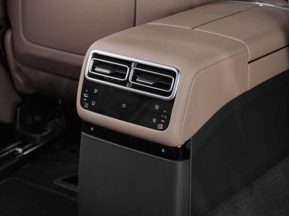 Новый Li Auto (Lixiang) L6 2026 года, цена 8 890 000 рублей, внедорожник, Автокод Объявления