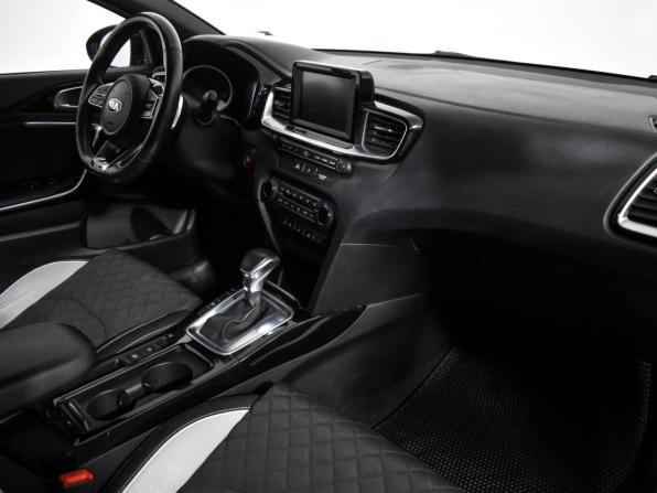 Kia Proceed I с пробегом 2019 года, цена 2 050 000 рублей, 87331 км, универсал, Автокод Объявления