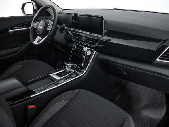 Kia Seltos I Рестайлинг с пробегом 2023 года, цена 2 448 970 рублей, 51067 км, внедорожник, Автокод Объявления