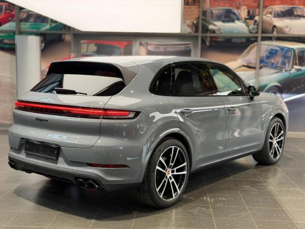 Porsche Cayenne III Рестайлинг с пробегом 2025 года, цена 17 500 000 рублей, 667 км, внедорожник, Автокод Объявления