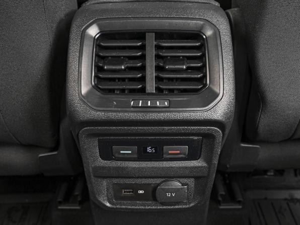 Volkswagen Tiguan II с пробегом 2018 года, цена 2 199 849 рублей, 230920 км, внедорожник, Автокод Объявления