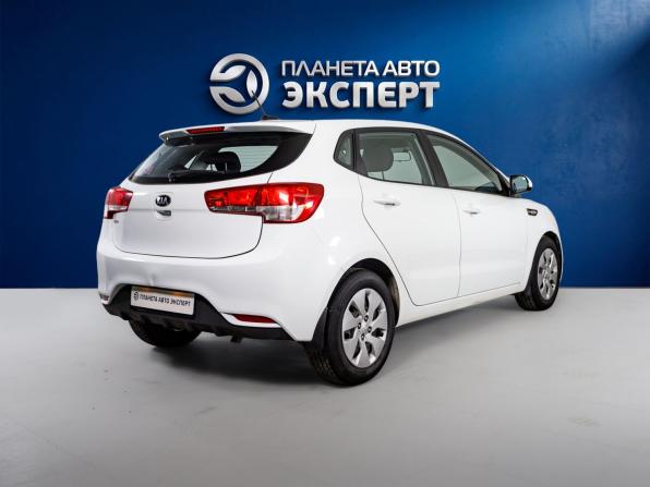 Kia Rio III Рестайлинг с пробегом 2017 года, цена 1 210 000 рублей, 107969 км, хэтчбек, Автокод Объявления