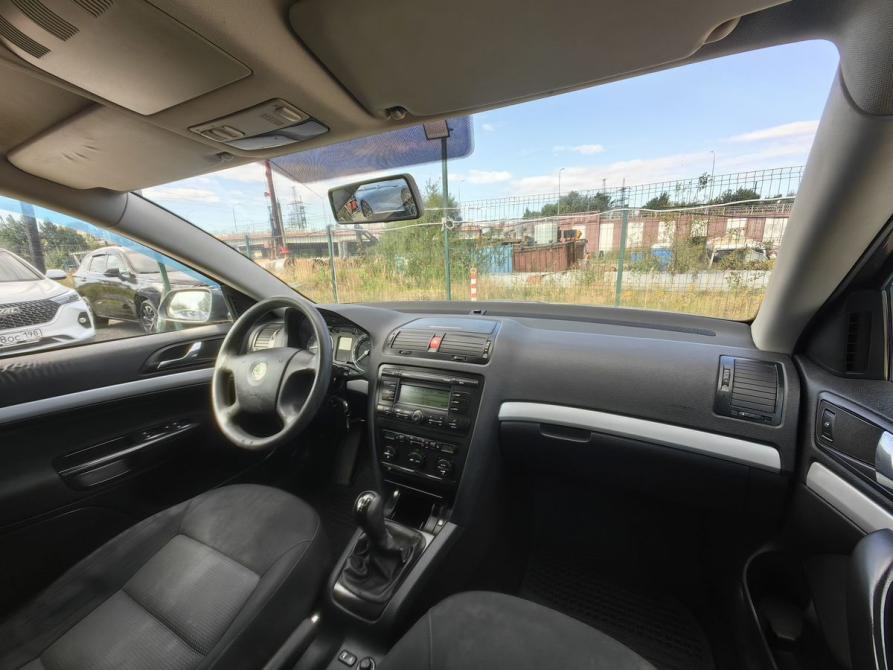 Skoda Octavia II (A5) Санкт-Петербург  - изображение 12