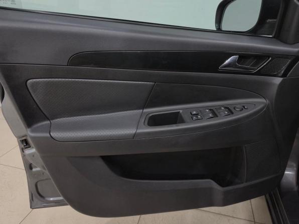 Dongfeng H30 Cross с пробегом 2015 года, цена 500 000 рублей, 114909 км, хэтчбек, Автокод Объявления