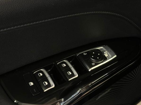 Kia K5 III с пробегом 2021 года, цена 2 495 000 рублей, 97123 км, седан, Автокод Объявления
