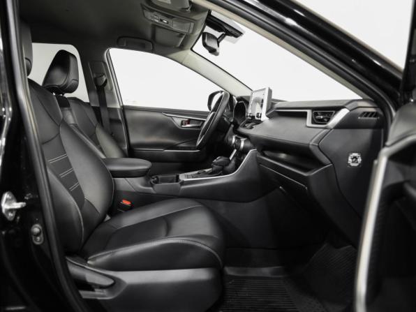 Toyota RAV4 V (XA50) с пробегом 2021 года, цена 3 629 000 рублей, 47360 км, внедорожник, Автокод Объявления