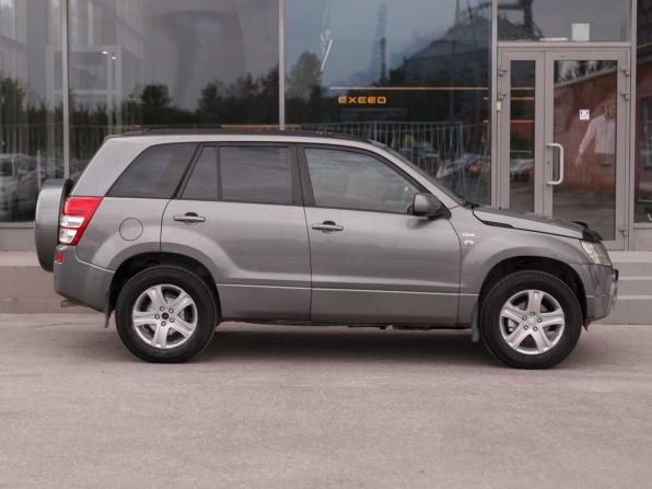 Suzuki Grand Vitara II с пробегом 2008 года, цена 720 000 рублей, 301415 км, внедорожник, Автокод Объявления
