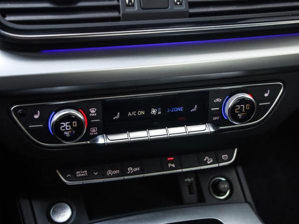 Audi Q5 II (FY) Рестайлинг с пробегом 2021 года, цена 3 899 000 рублей, 135278 км, внедорожник, Автокод Объявления