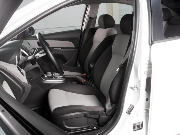 Chevrolet Cruze I Рестайлинг с пробегом 2013 года, цена 699 040 рублей, 224288 км, седан, Автокод Объявления