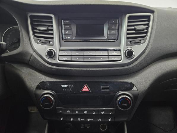 Hyundai Tucson III с пробегом 2017 года, цена 1 576 000 рублей, 234366 км, внедорожник, Автокод Объявления