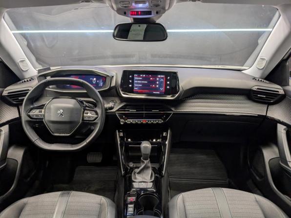 Peugeot 2008 II с пробегом 2022 года, цена 1 850 000 рублей, 102663 км, внедорожник, Автокод Объявления