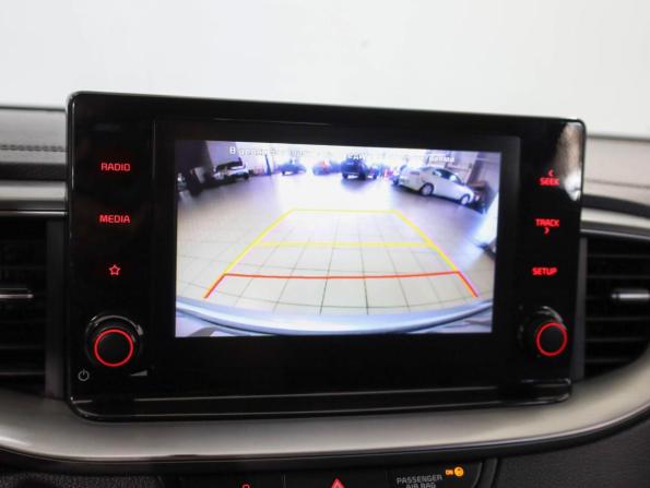 Kia Ceed III с пробегом 2020 года, цена 1 749 000 рублей, 128621 км, универсал, Автокод Объявления