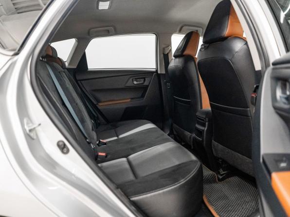 Toyota Auris II Рестайлинг с пробегом 2015 года, цена 1 297 000 рублей, 77633 км, хэтчбек, Автокод Объявления