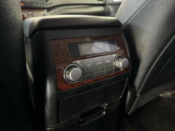 Toyota Highlander II (XU40) Рестайлинг с пробегом 2011 года, цена 1 370 000 рублей, 140000 км, внедорожник, Автокод Объявления