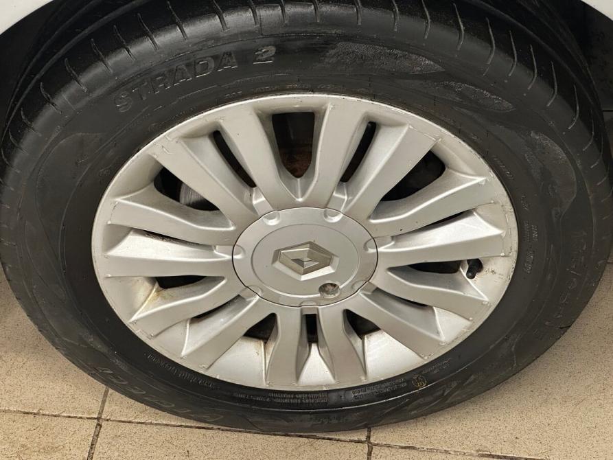 Renault Logan II Балашиха  - изображение 17