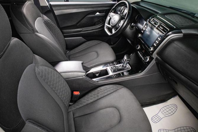Hyundai Creta II с пробегом 2021 года, цена 1 919 000 рублей, 161500 км, внедорожник, Автокод Объявления