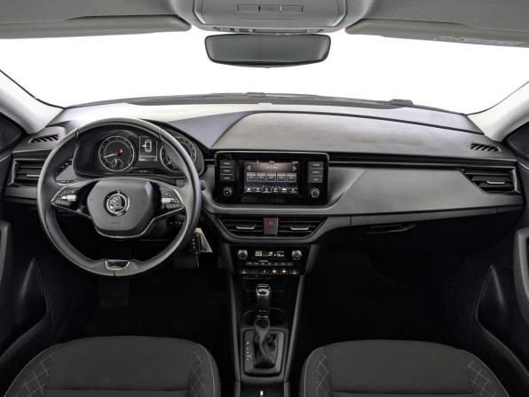 Skoda Rapid II с пробегом 2022 года, цена 1 740 000 рублей, 50751 км, лифтбек, Автокод Объявления