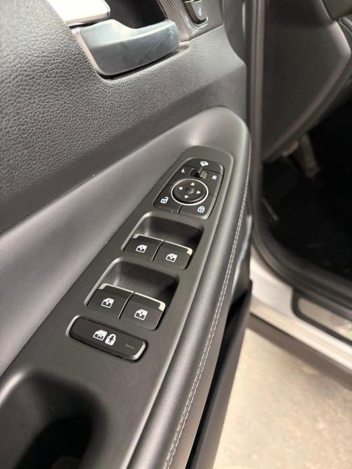 Hyundai Santa Fe IV Рестайлинг Екатеринбург  - изображение 13