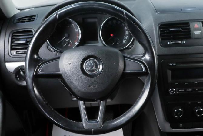 Skoda Yeti I Рестайлинг с пробегом 2014 года, цена 1 059 000 рублей, 184842 км, внедорожник, Автокод Объявления