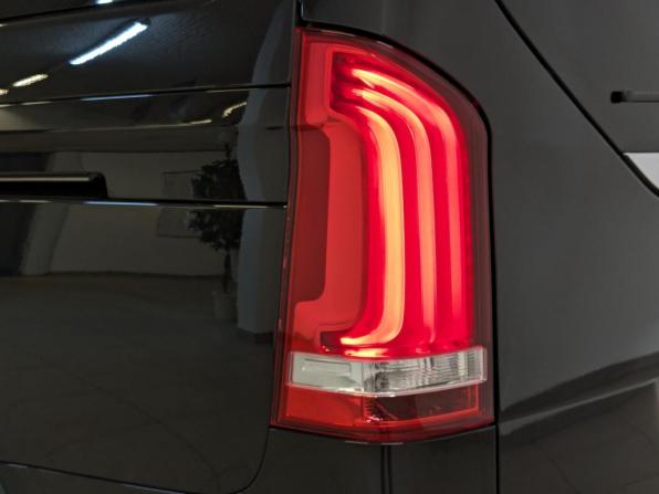 Mercedes-Benz Vito III (W447) Рестайлинг с пробегом 2021 года, цена 6 850 000 рублей, 63064 км, минивэн, Автокод Объявления