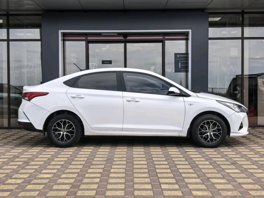 Hyundai Solaris II Рестайлинг Краснодар  - изображение 4