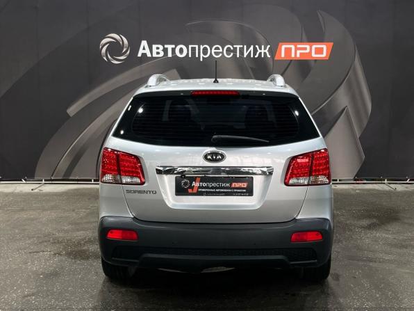 Kia Sorento II с пробегом 2010 года, цена 1 395 000 рублей, 130384 км, внедорожник, Автокод Объявления