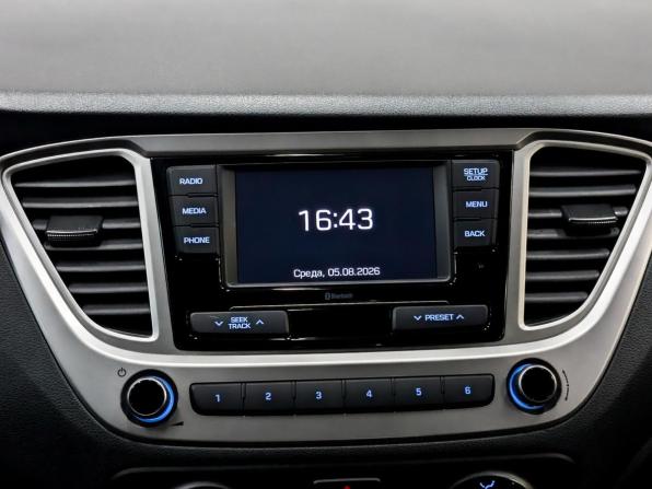 Hyundai Solaris II Рестайлинг с пробегом 2022 года, цена 1 595 000 рублей, 90141 км, седан, Автокод Объявления