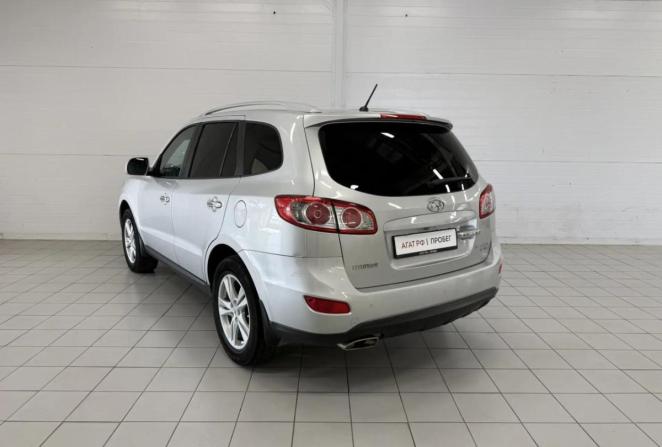 Hyundai Santa Fe II с пробегом 2010 года, цена 1 305 000 рублей, 145873 км, внедорожник, Автокод Объявления