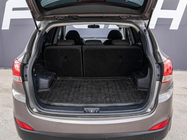Hyundai ix35 I Рестайлинг с пробегом 2015 года, цена 1 500 000 рублей, 231766 км, внедорожник, Автокод Объявления