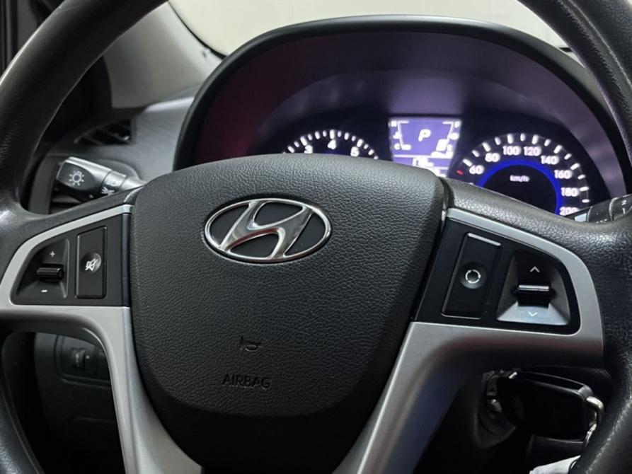 Hyundai Solaris I Курск  - изображение 7