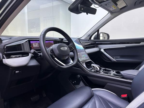 Geely Atlas II с пробегом 2024 года, цена 3 120 000 рублей, 34622 км, внедорожник, Автокод Объявления