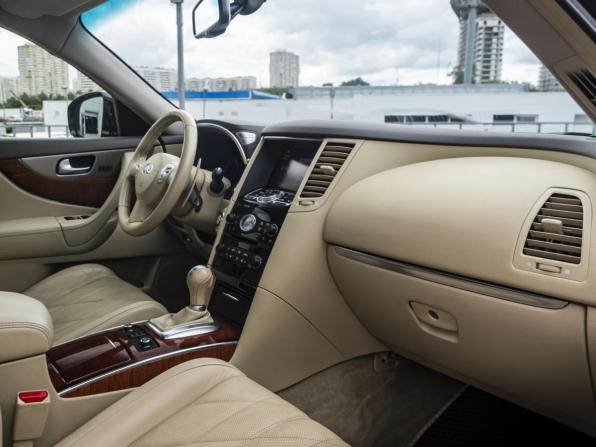 Infiniti QX70 с пробегом 2014 года, цена 2 498 000 рублей, 128606 км, внедорожник, Автокод Объявления