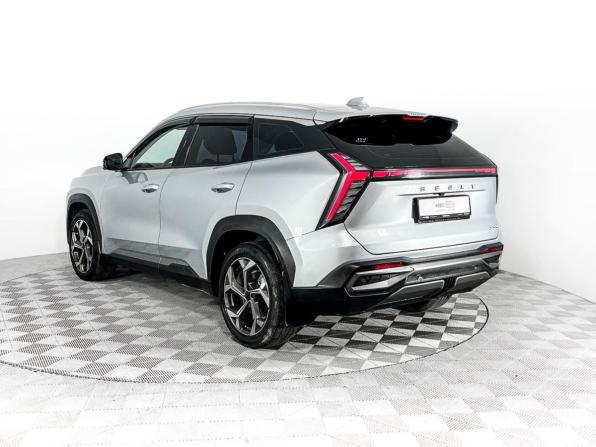Geely Atlas II с пробегом 2023 года, цена 2 437 900 рублей, 40942 км, внедорожник, Автокод Объявления