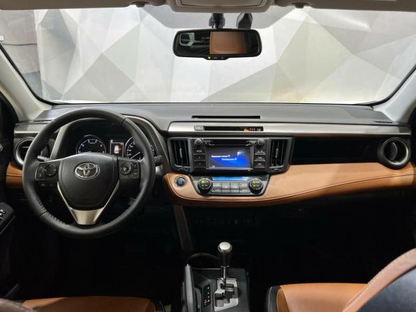 Toyota RAV4 IV (XA40) Рестайлинг с пробегом 2016 года, цена 2 660 000 рублей, 195360 км, внедорожник, Автокод Объявления