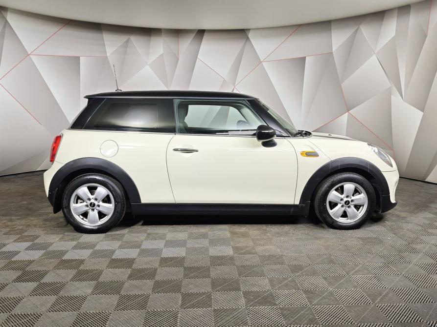 Mini Hatch III (F55/F56) Москва  - изображение 6