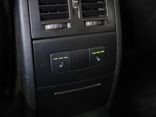 Skoda Octavia II (A5) Рестайлинг с пробегом 2013 года, цена 1 159 000 рублей, 137670 км, лифтбек, Автокод Объявления