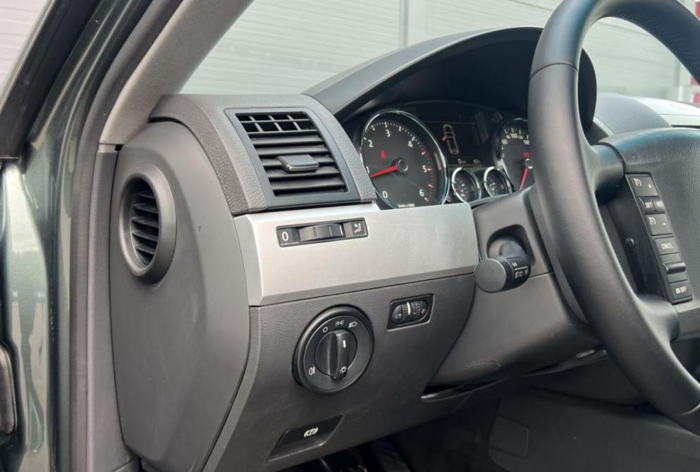 Volkswagen Touareg I Рестайлинг Красноярск  - изображение 18